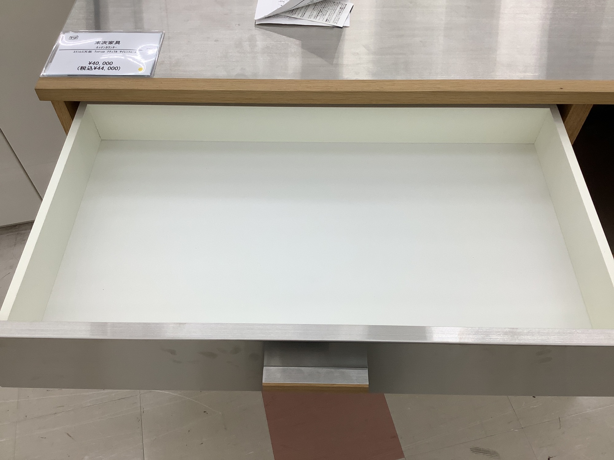 新入荷情報】末次木工のキッチンカウンターが入荷しました！｜2024年08
