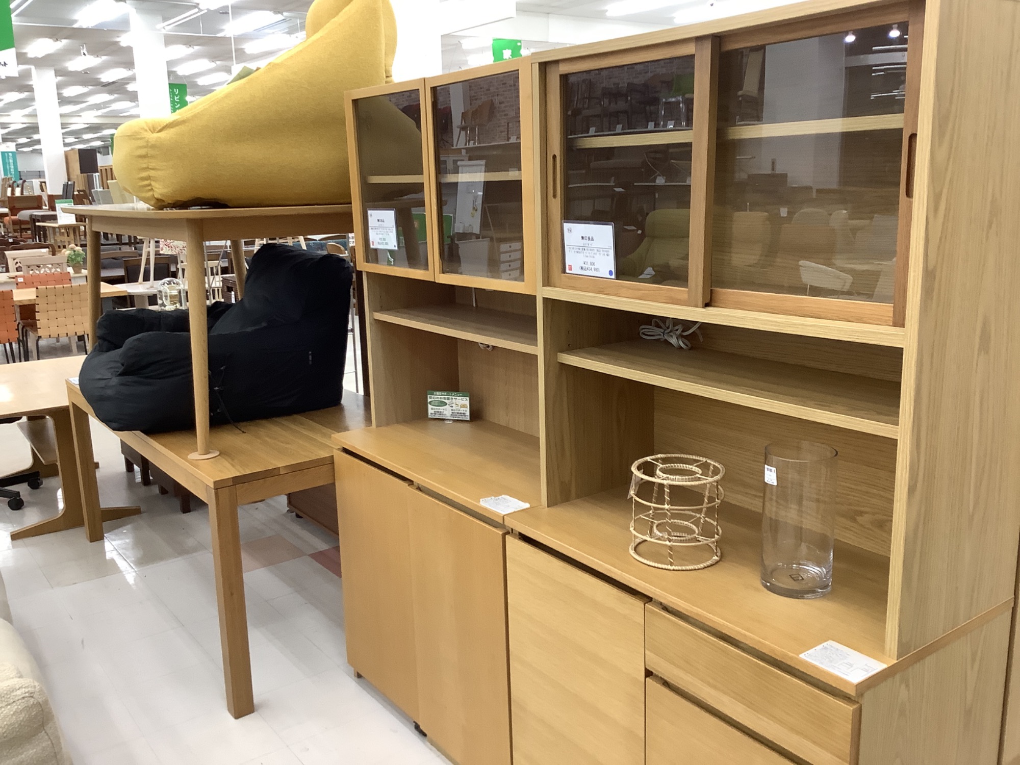 新入荷情報】無印良品のウォールナット材のキャビネット入荷しました 