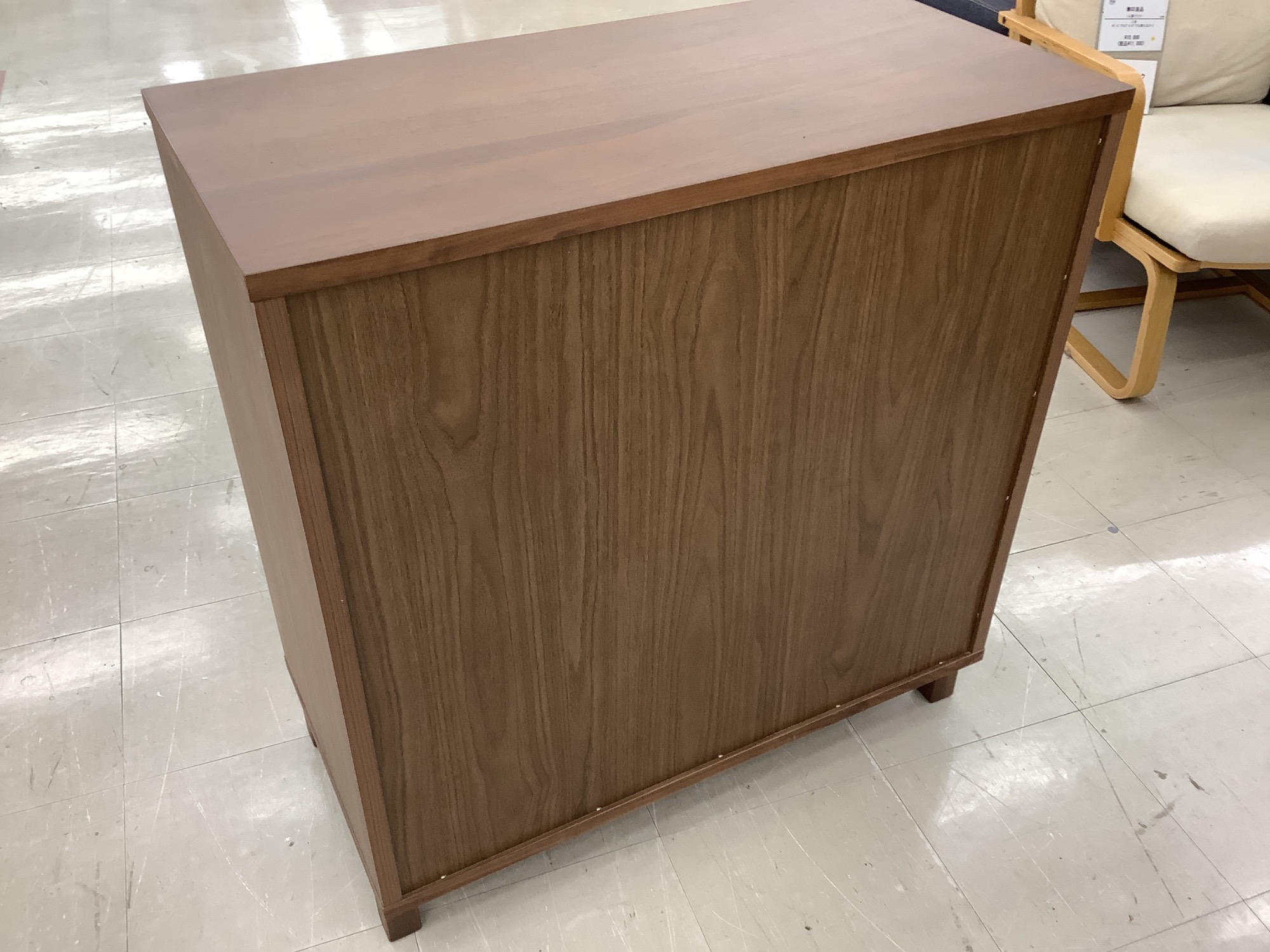 新入荷情報】無印良品のウォールナット材のキャビネット入荷しました 