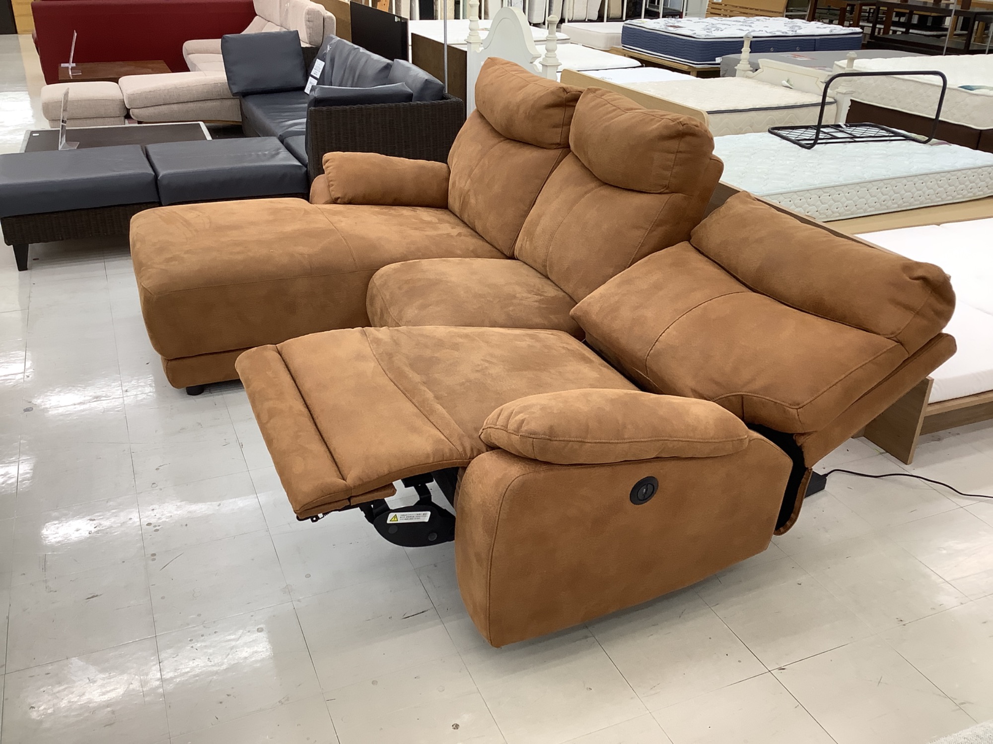 筑波産商 3人掛けソファー オットマン付 売ります！ 筑波産商 ARBOL 3人掛け ソファー クラウン NV 120木製脚