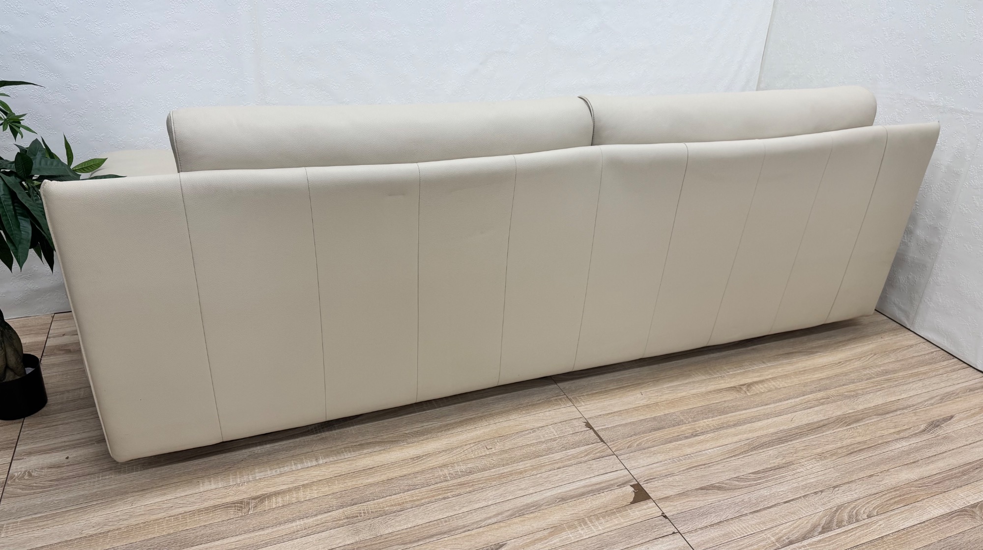 新入荷情報】あのドイツで有名な高級家具ブランド!?ROLF BENZ 新入荷情報】あのドイツで有名な高級家具ブランド!?ROLF BENZ