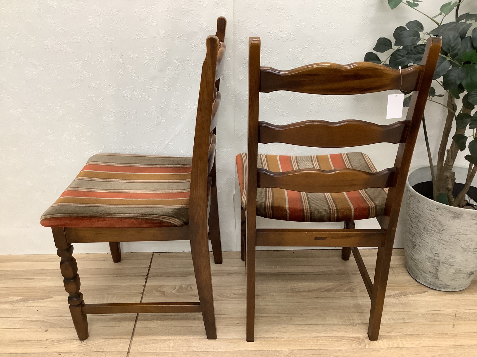 新入荷情報】昭和レトロで懐かしさとおしゃれさを演出！karimoku