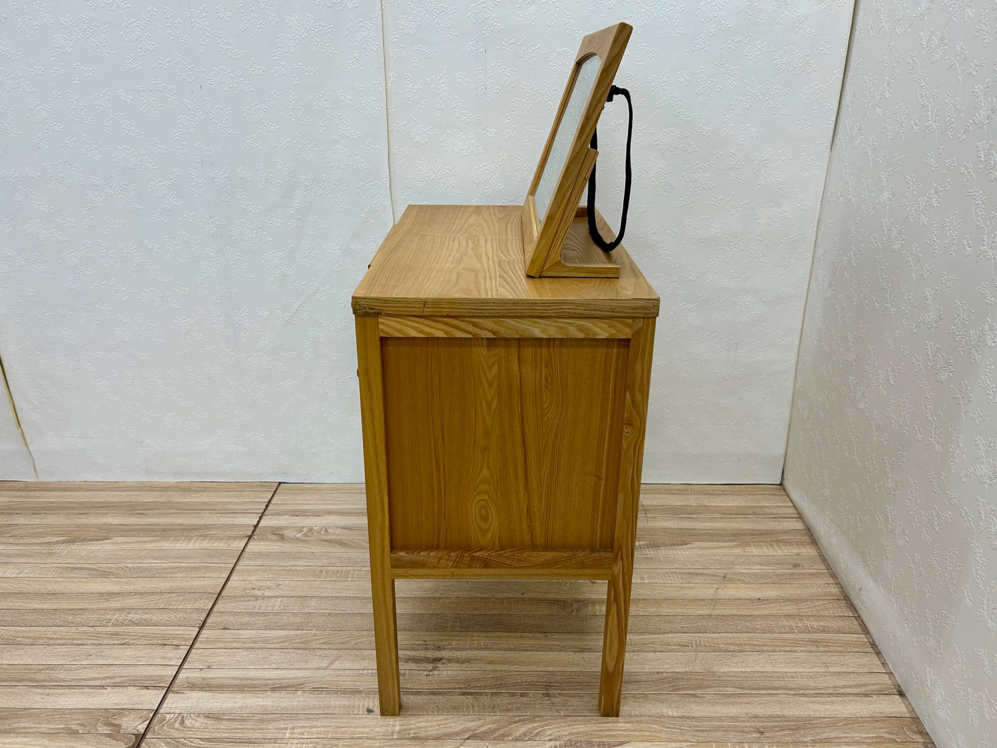新入荷情報】シンプルで飽きの来ないデザイン！！unico(ウニコ