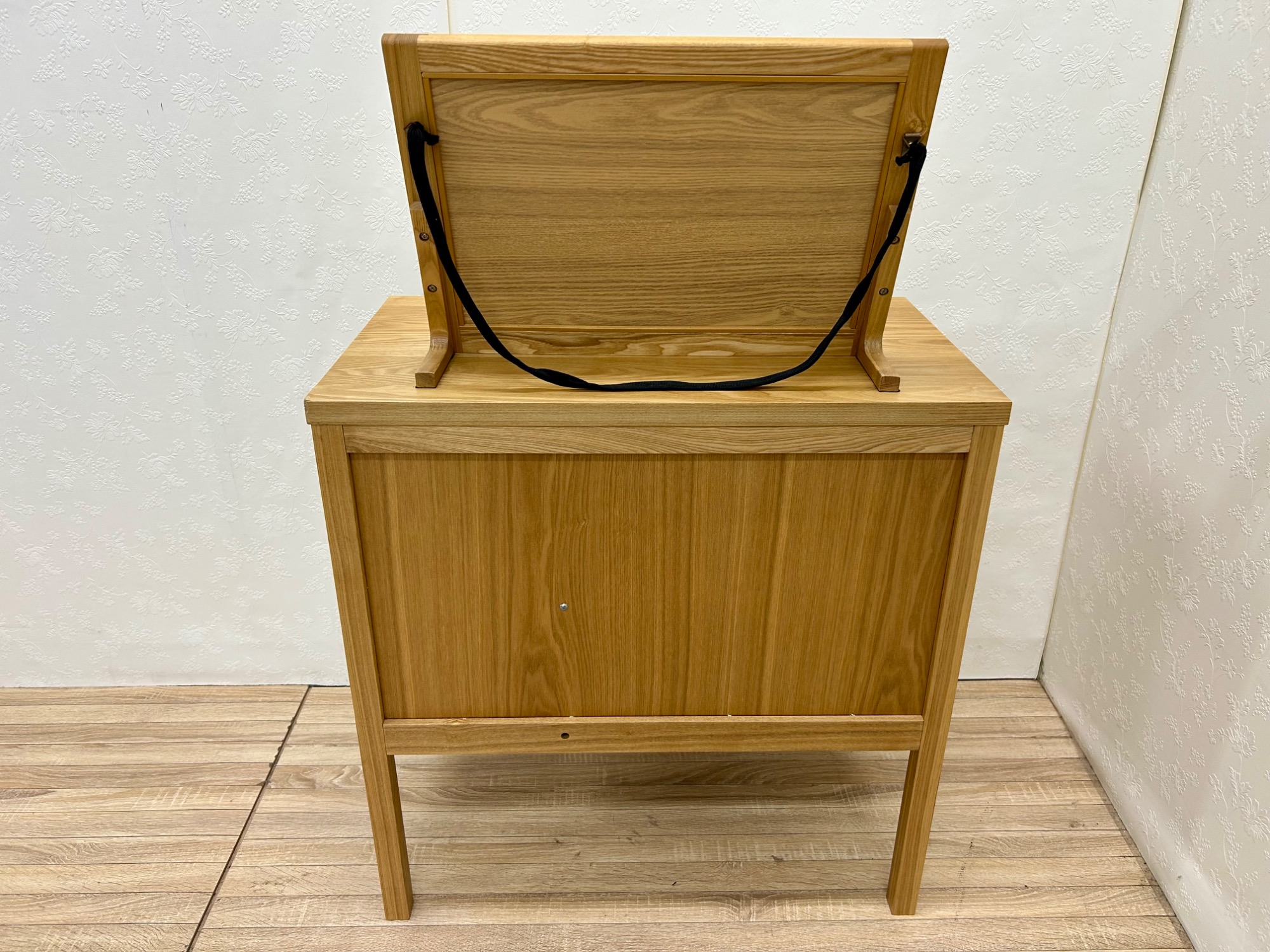 新入荷情報】シンプルで飽きの来ないデザイン！！unico(ウニコ
