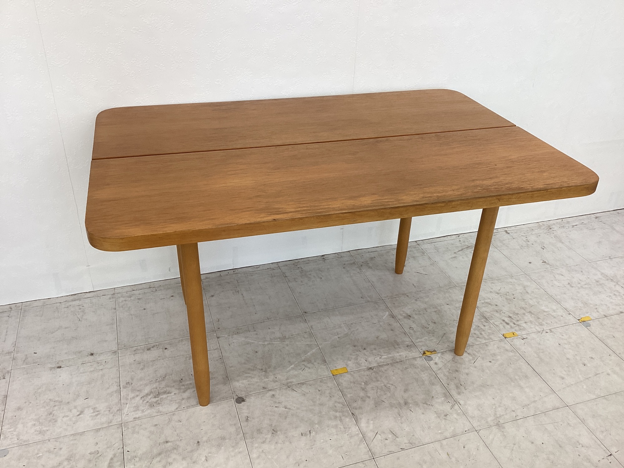 unico ウニコ WYTHE ワイス ダイニングテーブル 幅120　奥行80 unico｜WYTHE｜ダイニング3点セット入荷｜愛品館市原店