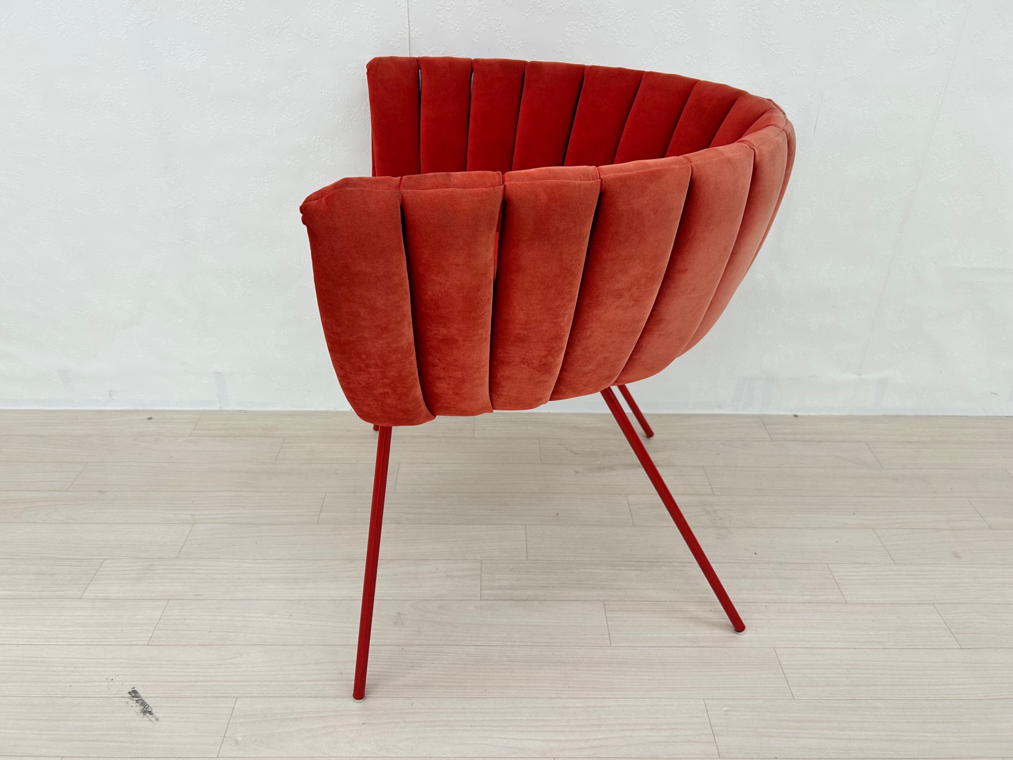Abita Style アビタスタイル ラウンジチェア USED レッド 在庫有 新入荷情報】個性的でありながら調和のとれたデザイン！Abita