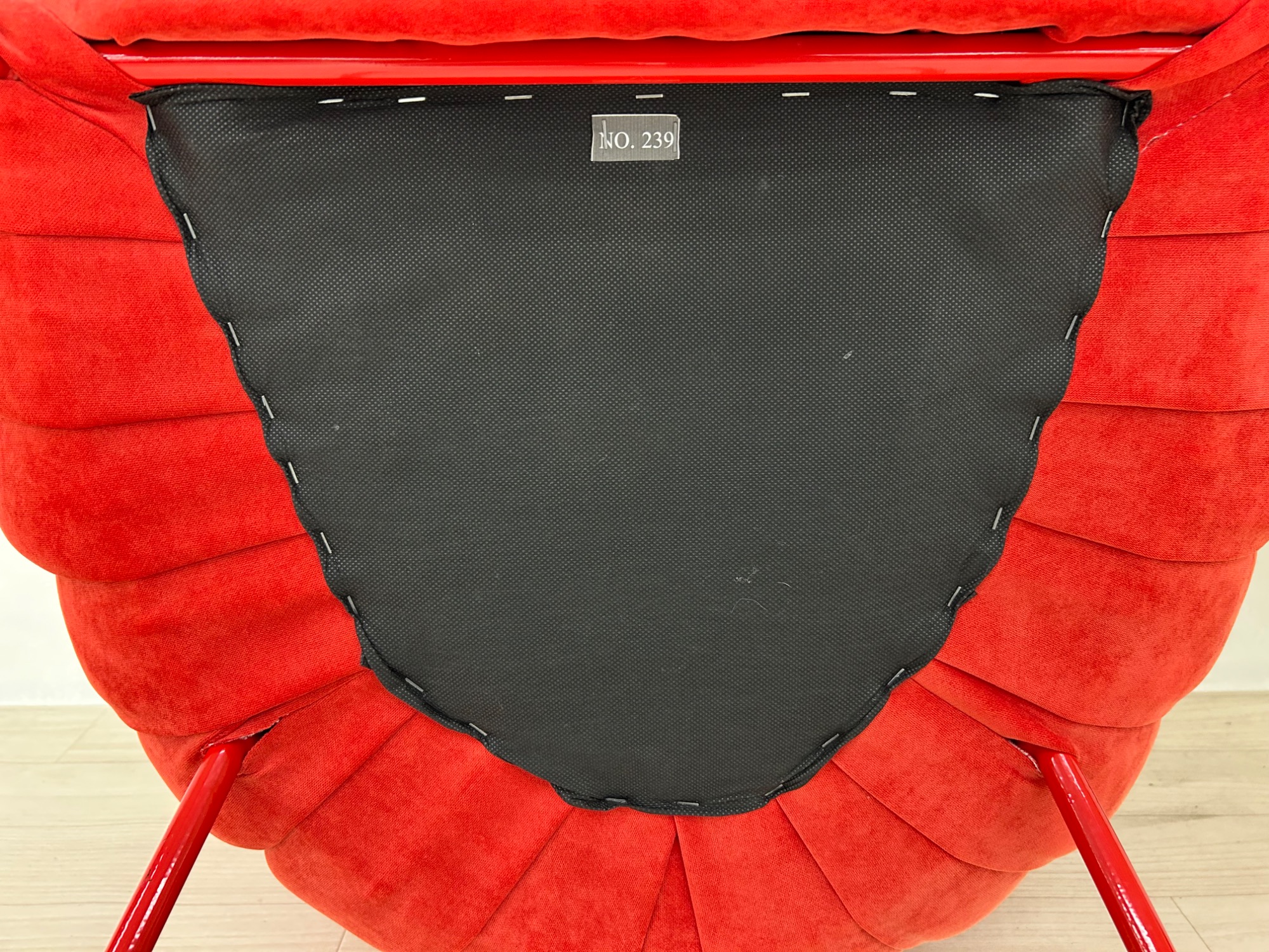 Abita Style アビタスタイル ラウンジチェア USED レッド 在庫有 新入荷情報】個性的でありながら調和のとれたデザイン！Abita