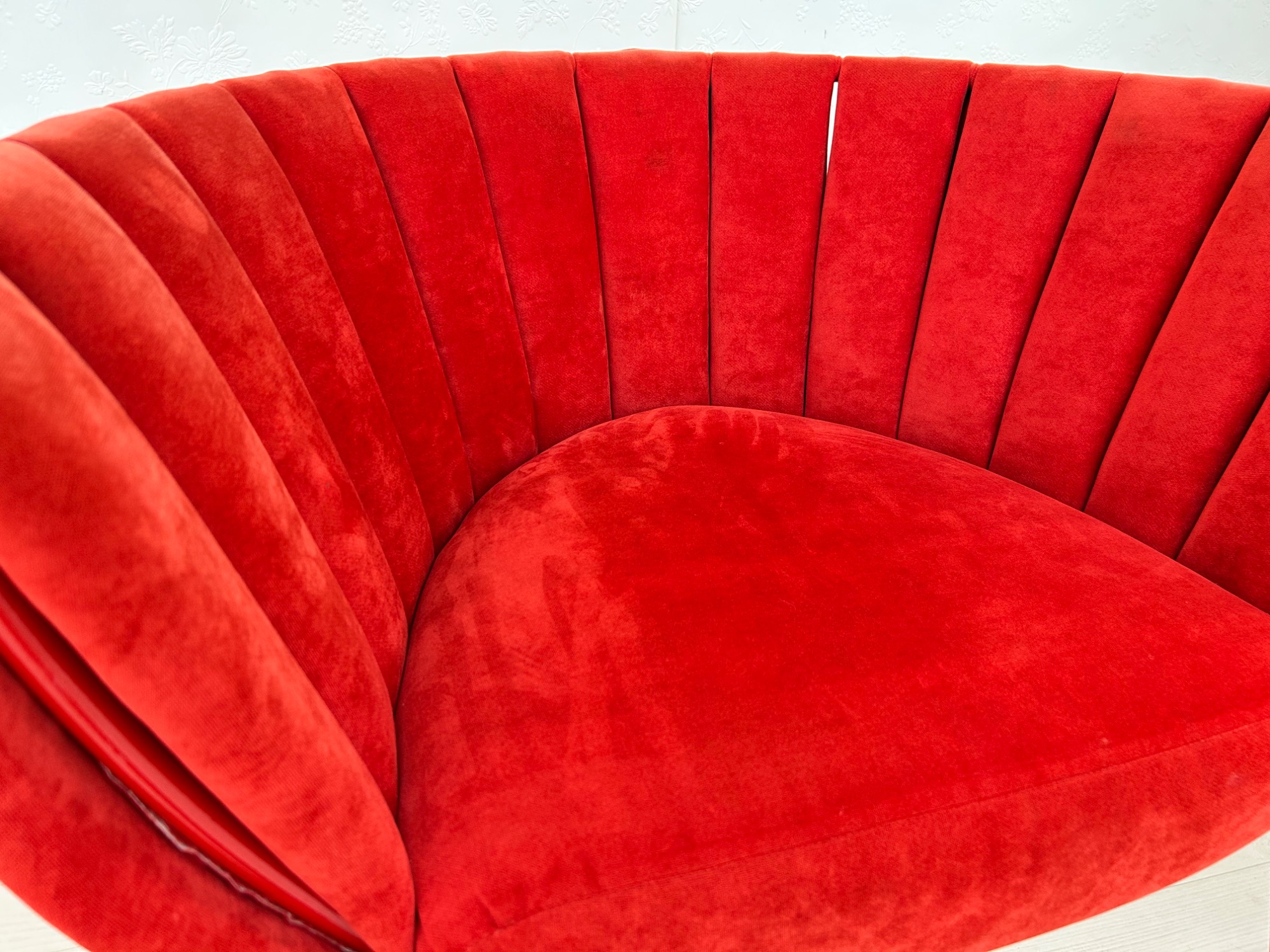 新入荷情報】個性的でありながら調和のとれたデザイン！Abita