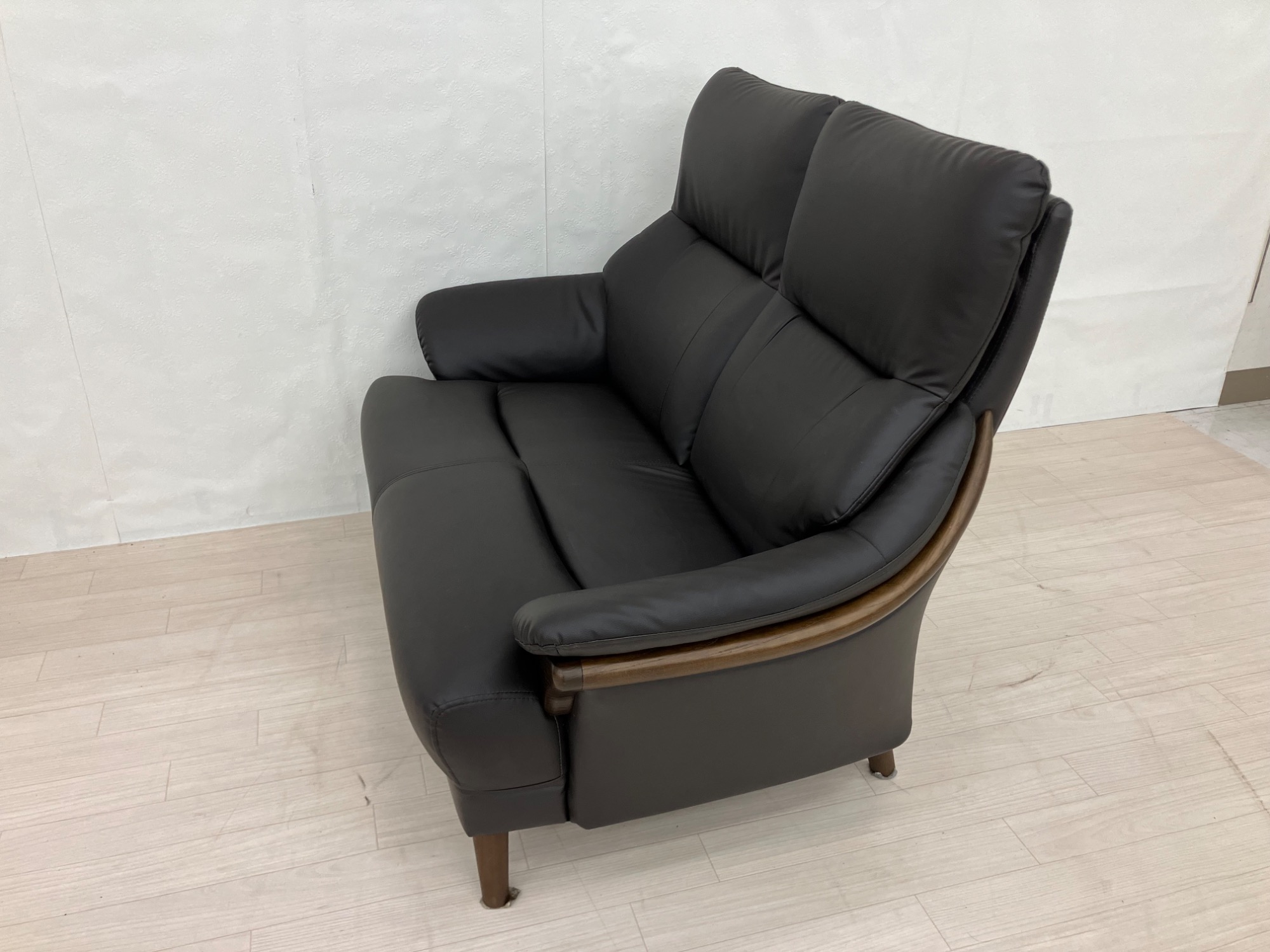 ニトリ 合皮Nシールド・コウテイ・2人掛けソファー(BLACK色) 傷・汚れ