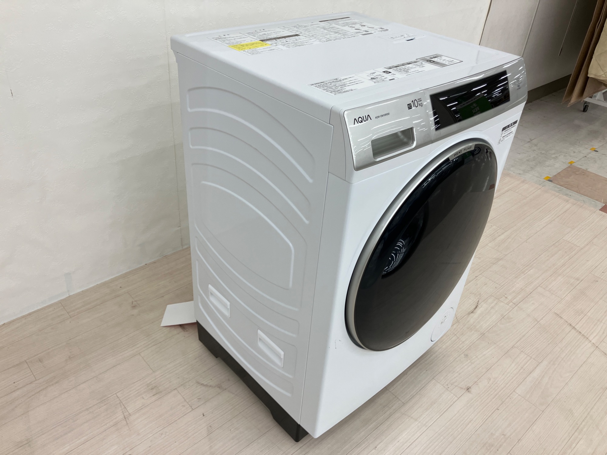新入荷情報】薄型で大容量10㎏！AQUA(アクア)のドラム式洗濯乾燥機が