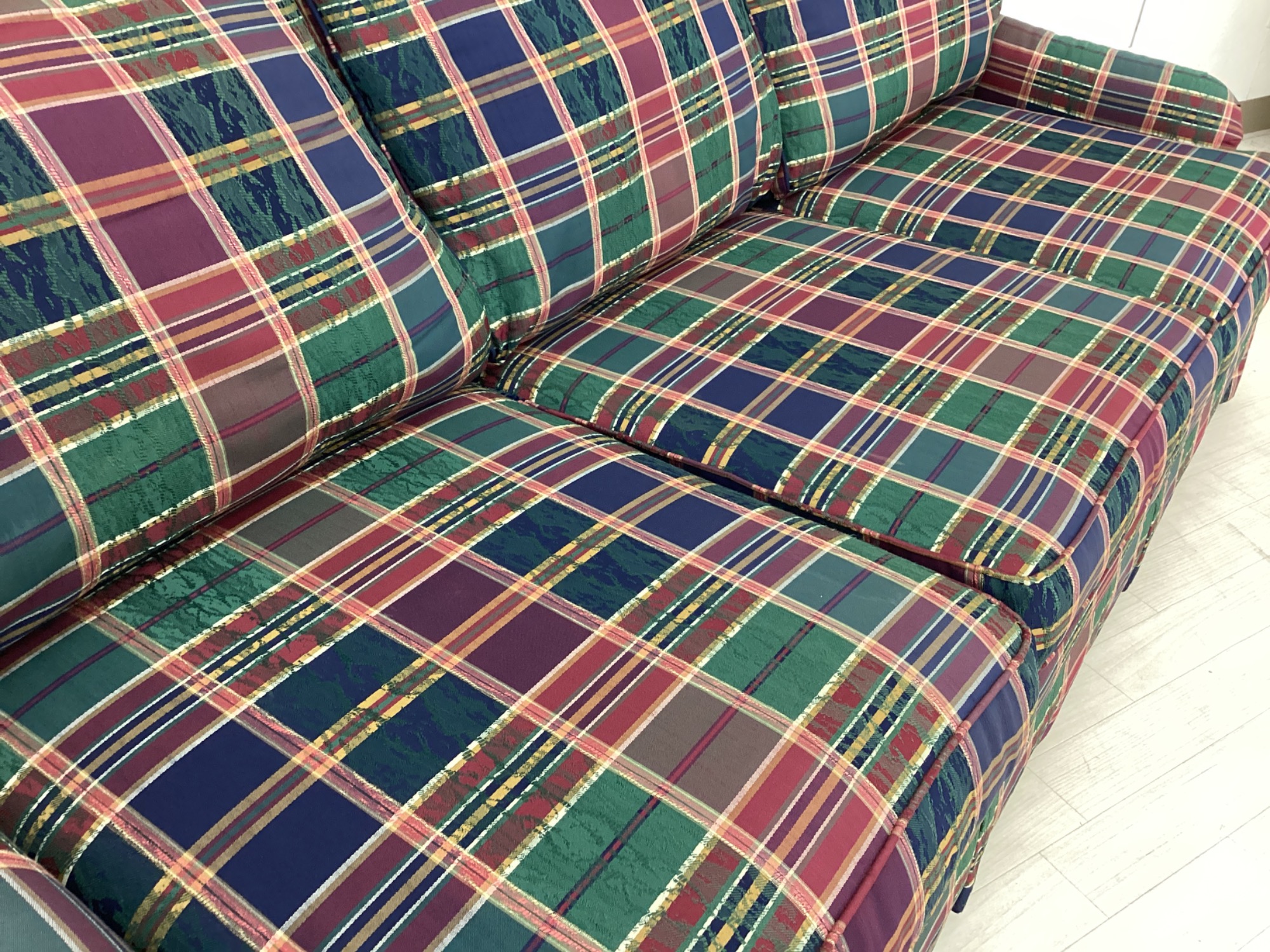 新入荷情報】重厚×気品、アメリカンエレガンスの象徴！！Thomasville