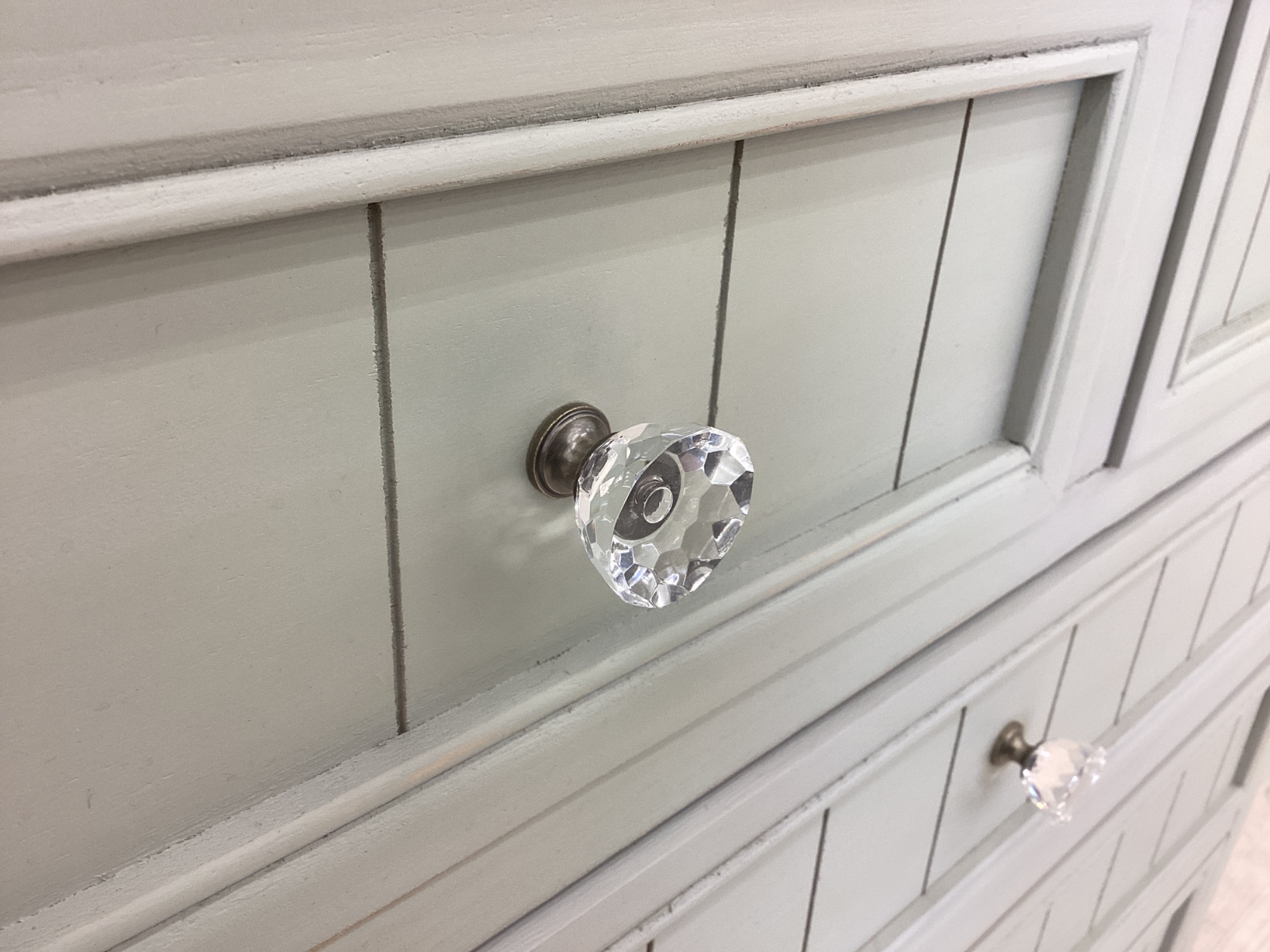 新入荷情報】古めかしく味わい深いデザイン！ B-company(ビー