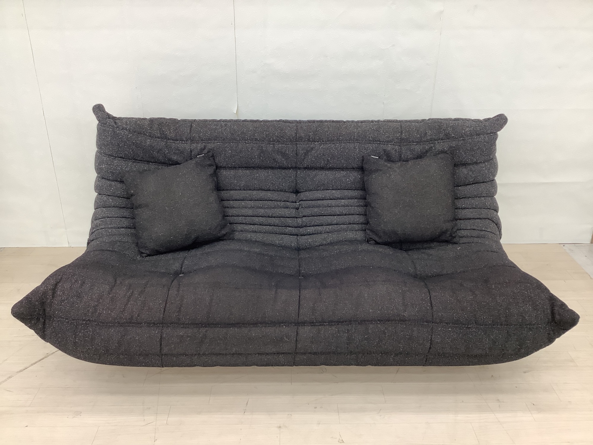 新入荷情報】ligne roset(リーンロゼ)のアイコンともいえるトーゴの3