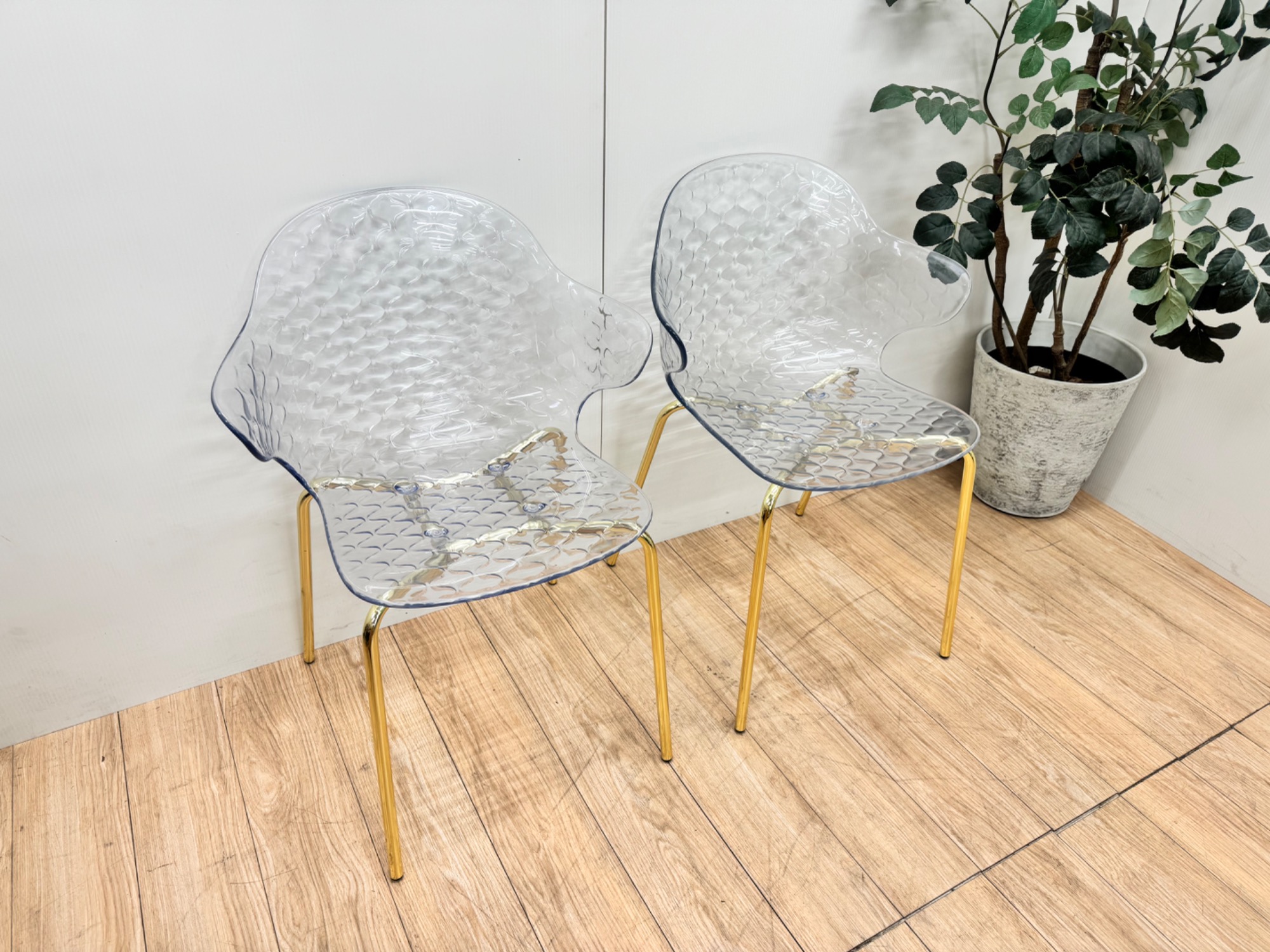 お値下げしました！】シンプルながらも存在感有り！CALLIGARIS 