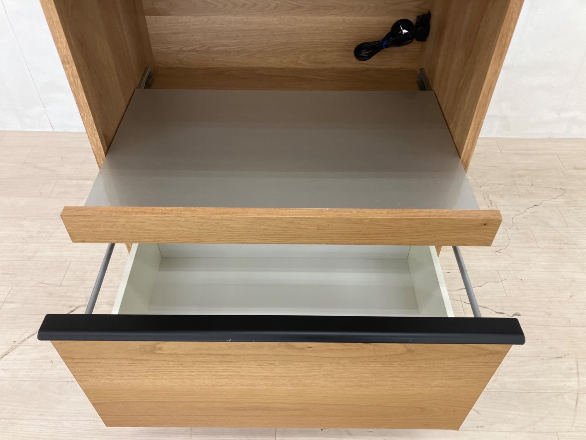 新入荷情報】Nipponaire(ニッポネア)の『オウル』キッチンカウンターが 