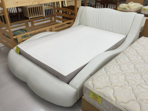 家具・インテリアのベッド