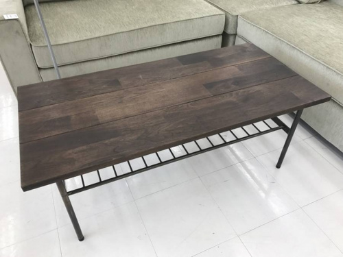 家具・インテリアのテーブル