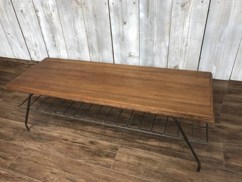 家具・インテリアのテーブル