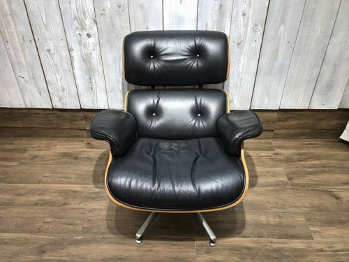 イスのソファー