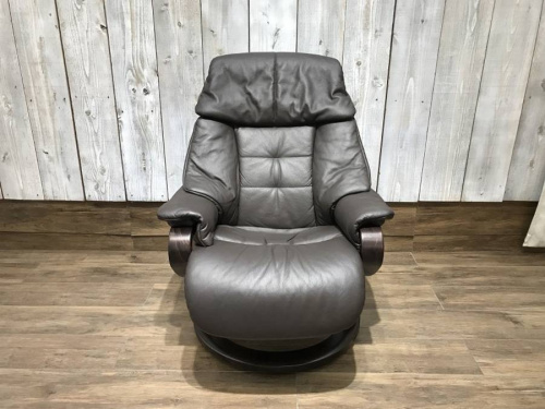 いちおし特選家具のHimolla