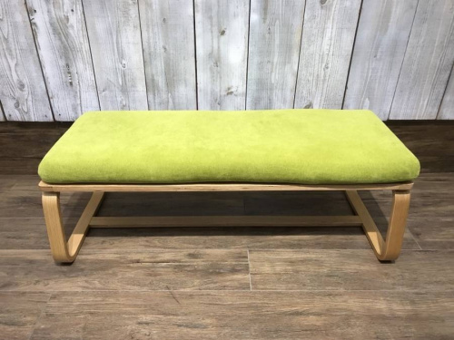 ソファのベンチ