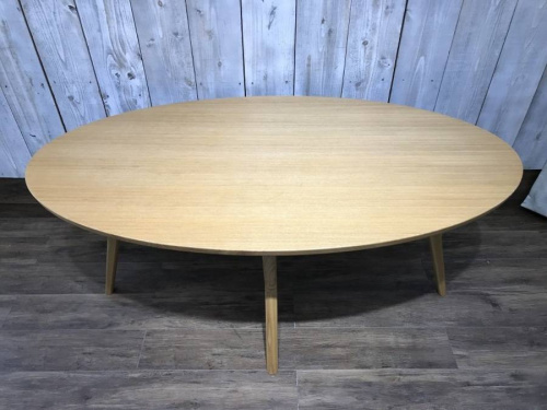 ダイニングセットのFrancfranc