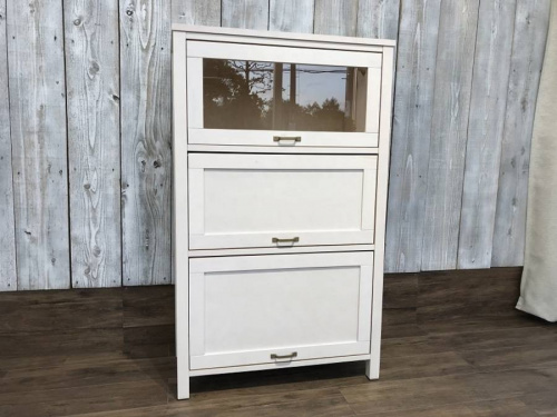 家具のキャビネット