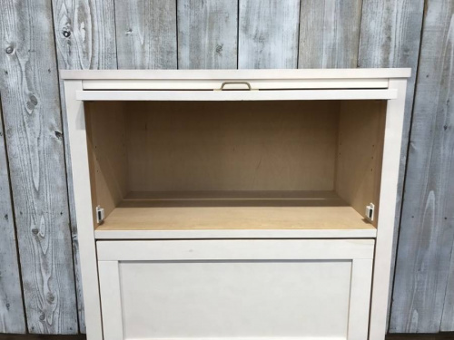 キャビネットのMOMO NATURAL