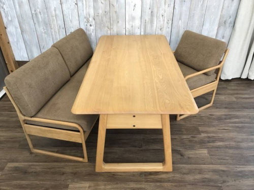 家具のダイニングセット