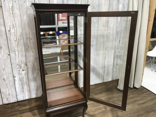 コレクションボードのマルニ木工