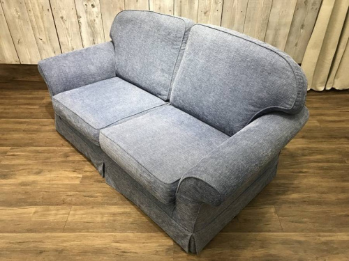 ソファのLAURA ASHLEY