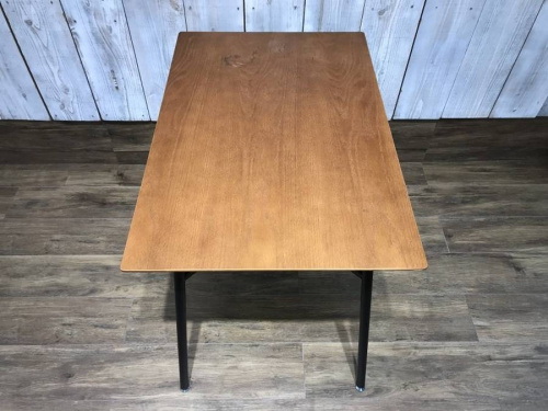 テーブルの中古家具