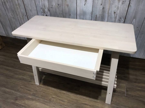 デスクのテーブル