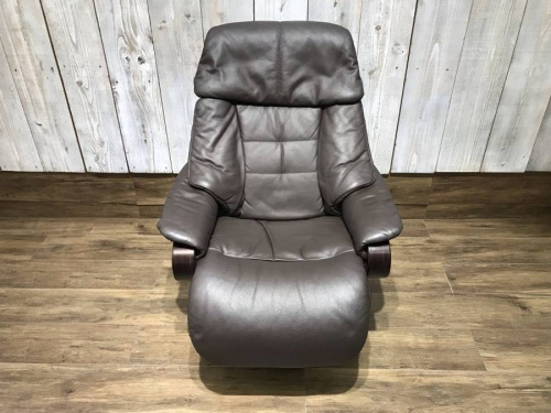 いちおし特選家具のHimolla