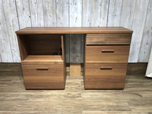 家具のカップボード・食器棚