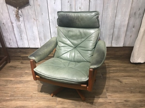 家具のソファ