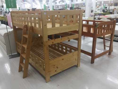 マーケット　中古　家具