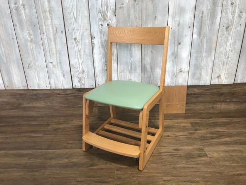 生活家具のイス