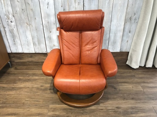 中古　フランスベッドのイス