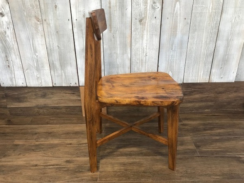 イスのダイニングチェア