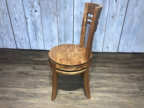 イスのカリッジマーケット