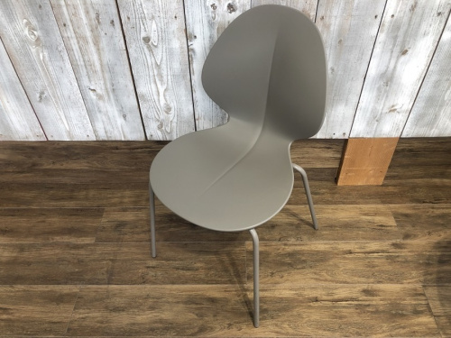 千葉　ダイニングチェアの千葉　中古家具