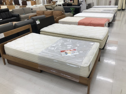 中古　カッシーナ