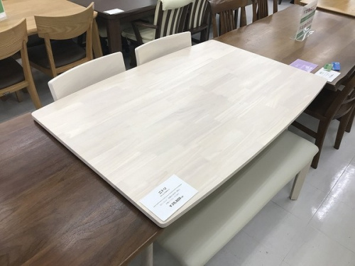 ダイニングテーブルのダイニングセット