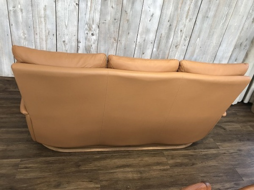 中古ソファーのkarimoku