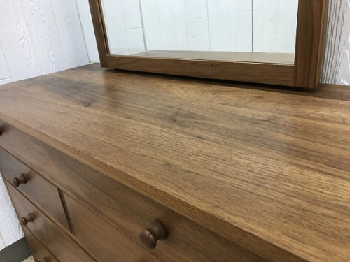 ドレッサーの中古　家具