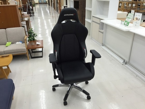 中古家具　千葉のアームチェア