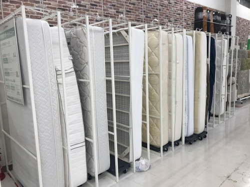 ベビー用品の2段ベッド