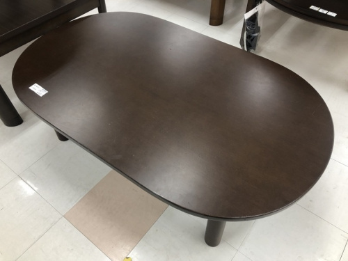 こたつのテーブル