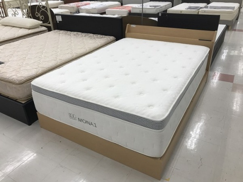 セミダブルベッド